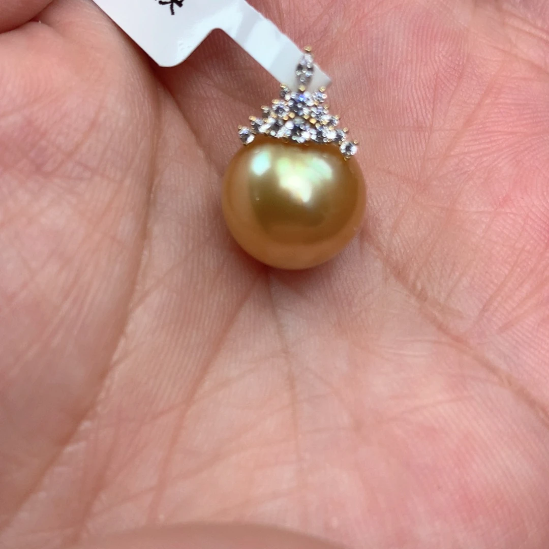 海水珍珠颈饰18K金镶嵌