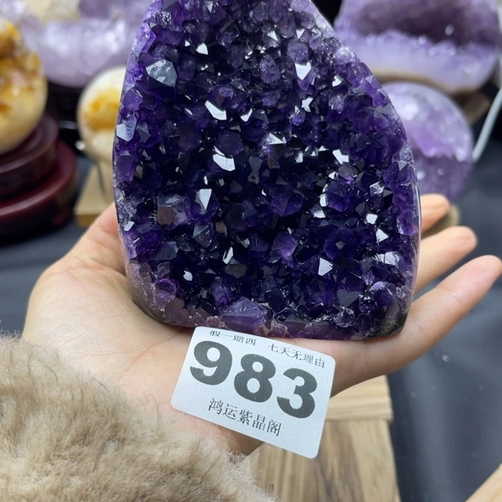 紫晶大型摆件（非配饰）未镶嵌
