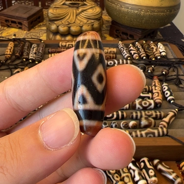 啥***白玛瑙/玉髓未镶嵌颈饰