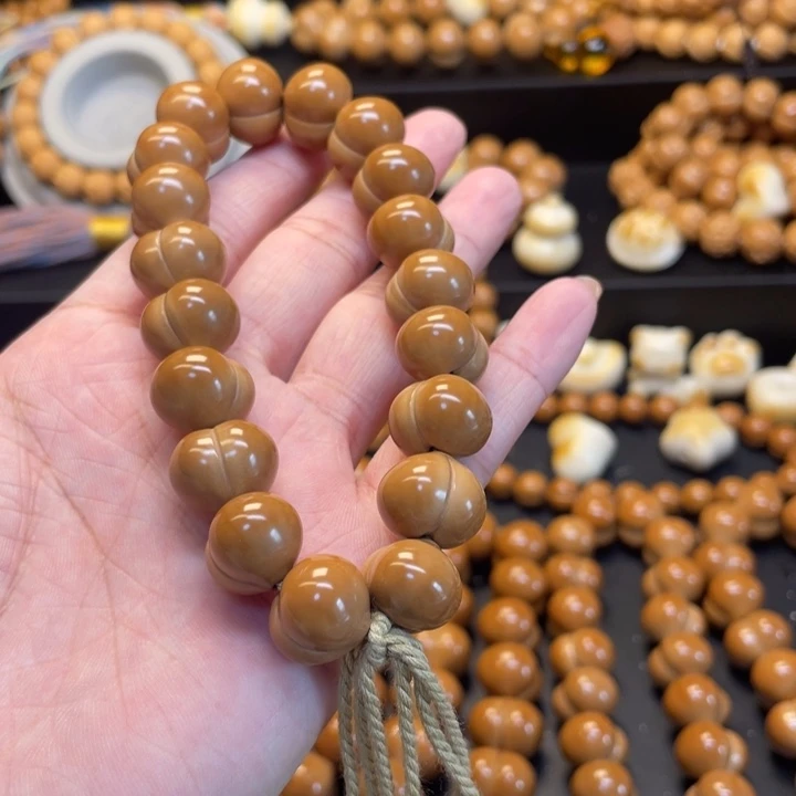 虎***妮吊坠猴头核桃全品屁桃手串14➕