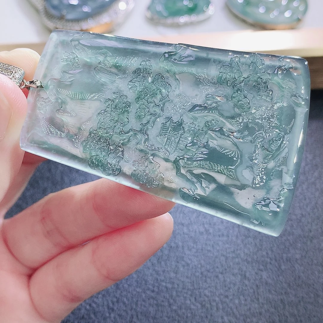 翡翠未镶嵌颈饰翡翠