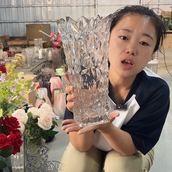 水晶花瓶菱角口瓶