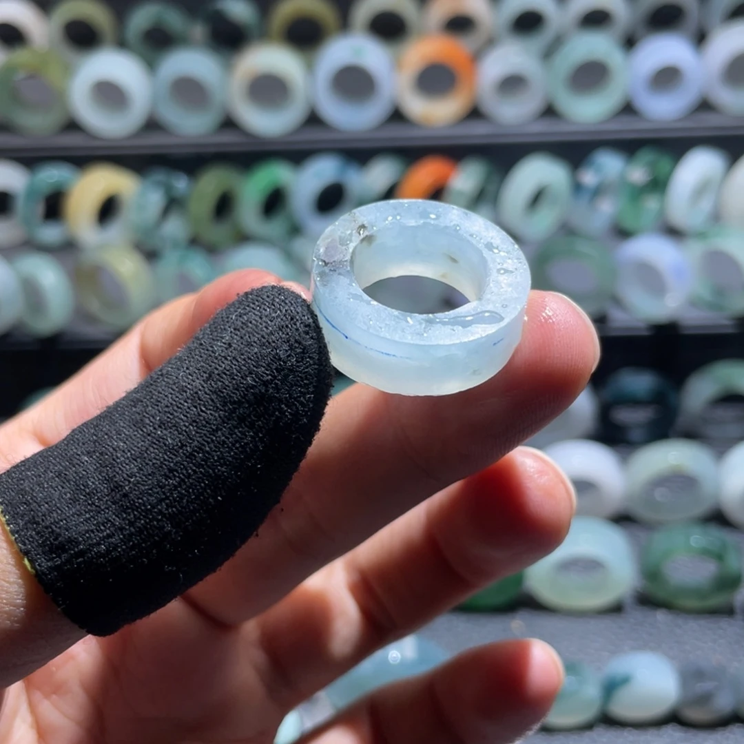 定制翡翠未镶嵌天然翡翠