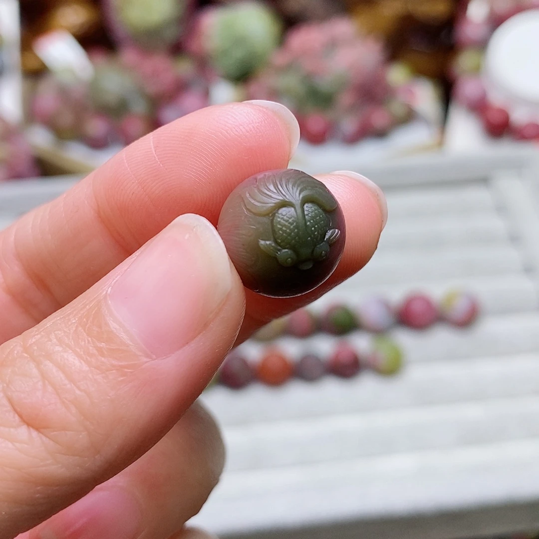 玛瑙/玉髓珠宝奇石未镶嵌用****0盐源玛瑙定制