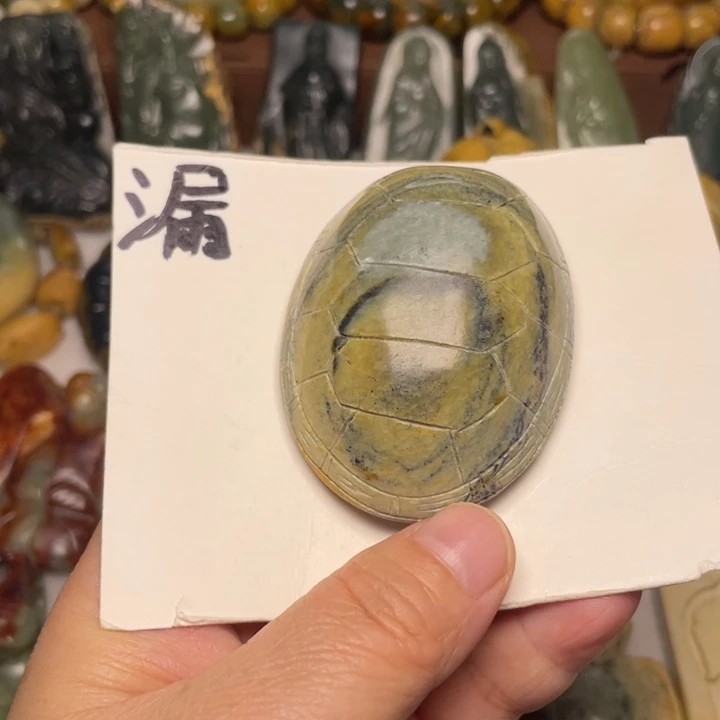 未镶嵌岫岩河磨玉（透闪石质玉）珠宝奇石