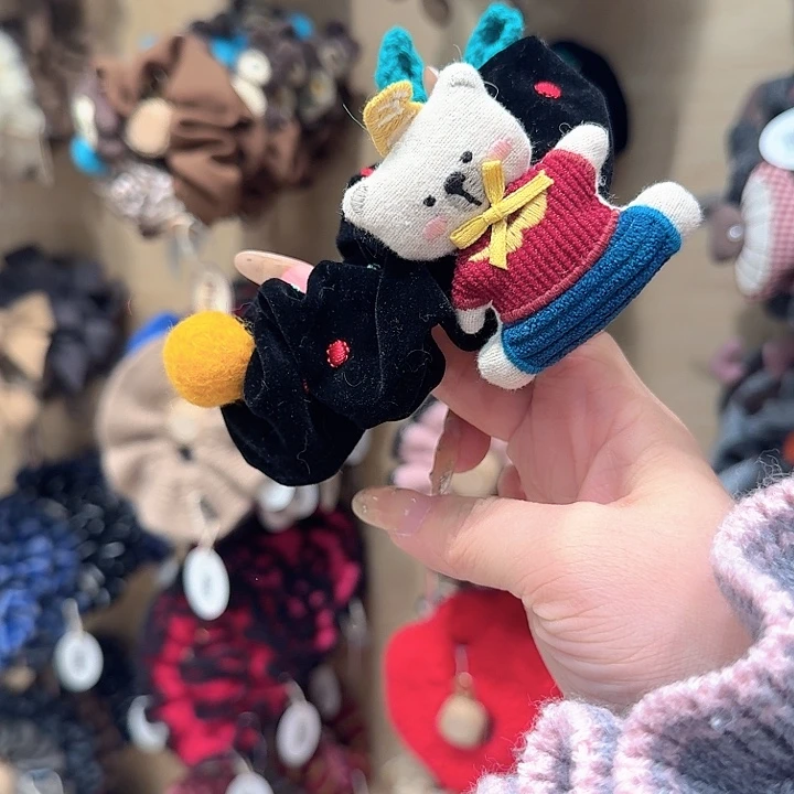 波点小熊丝绒发圈