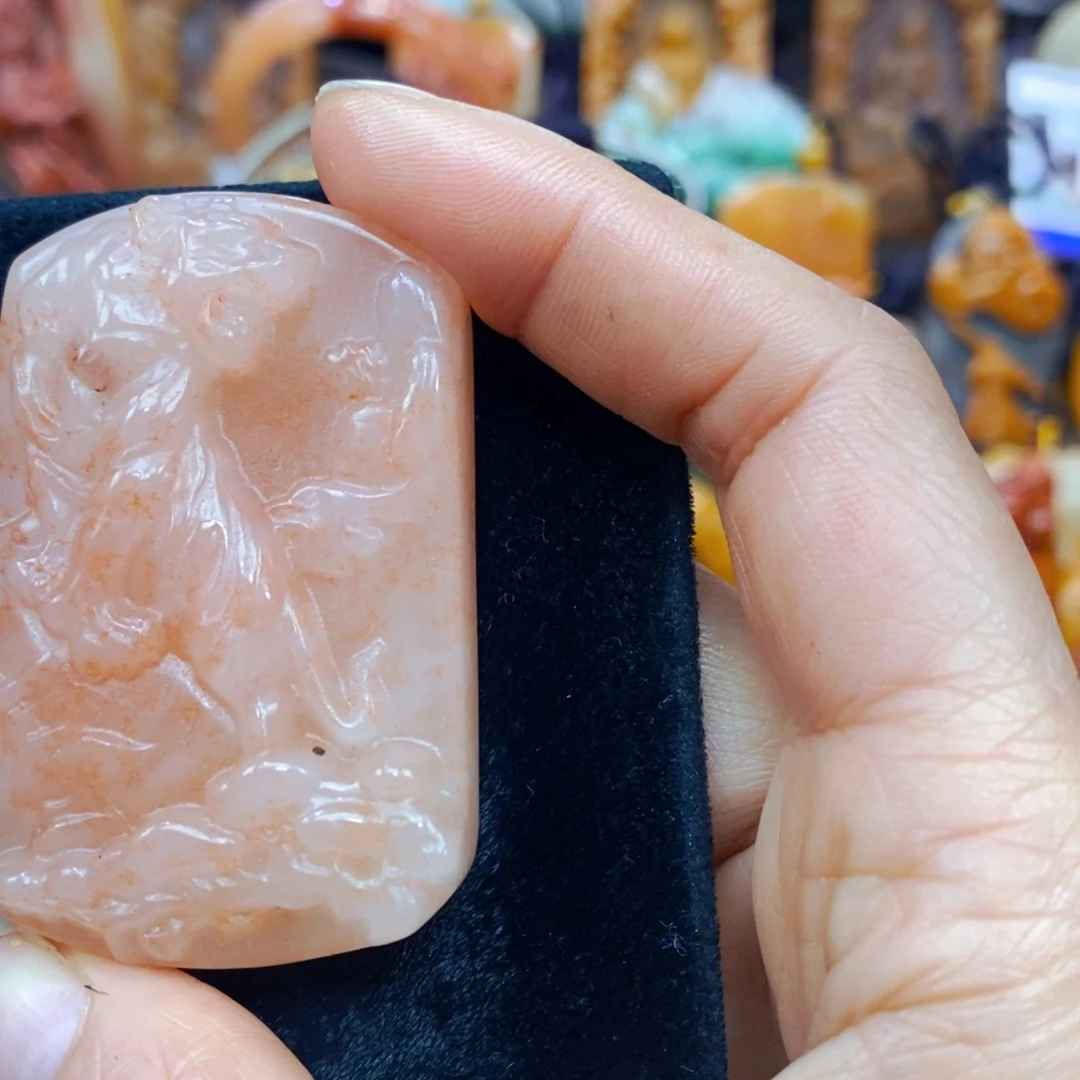 未镶嵌石英质玉（黄龙玉）吊坠(不含链)