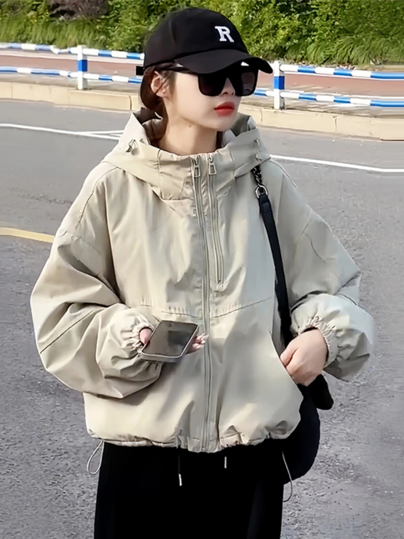 开春爆款冲锋衣女夹棉连帽上衣2025春秋季新款韩版小个子短款外套