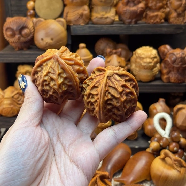 柏木（崖柏）核桃手球一对（清仓福利）