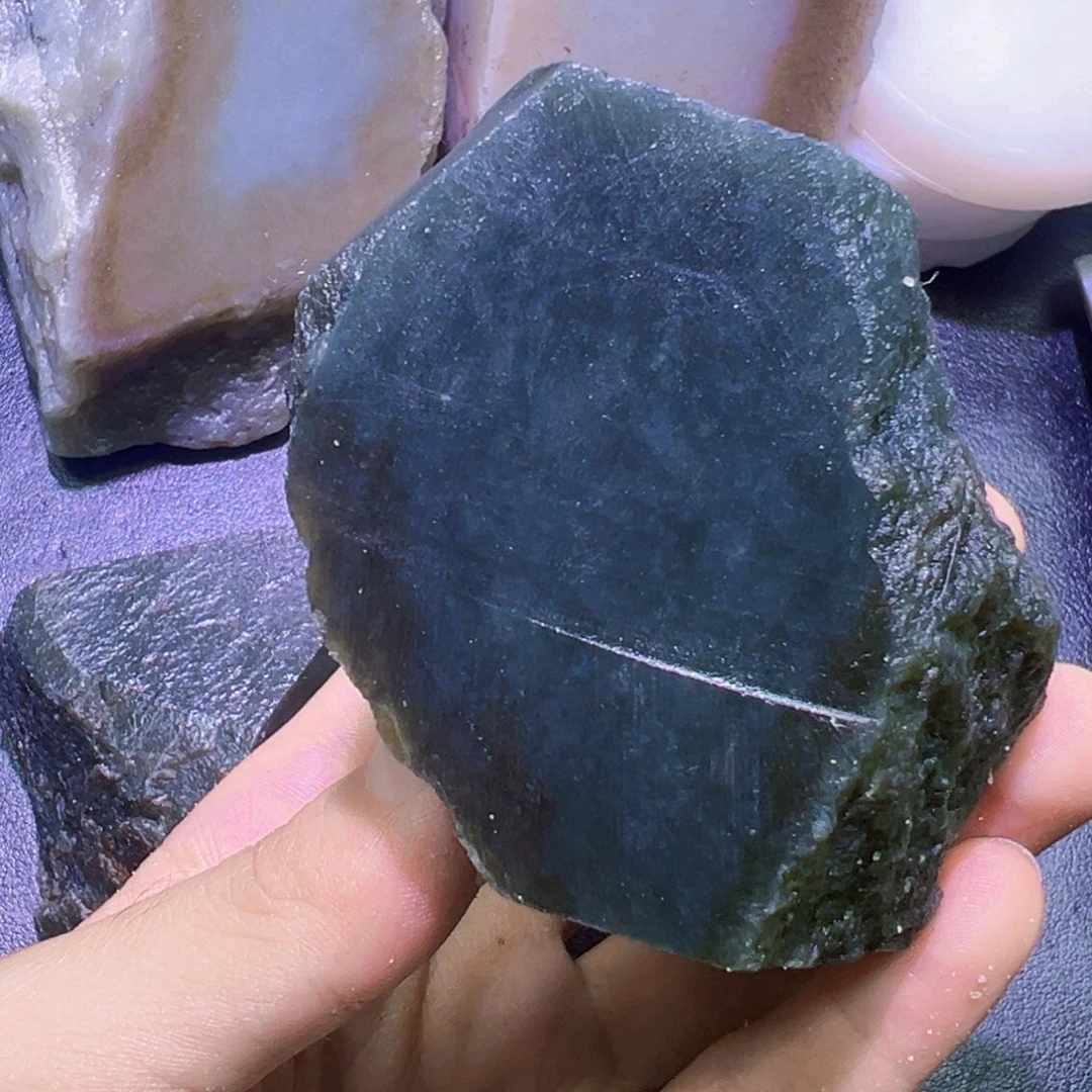 和田玉（糖玉）未镶嵌珠宝半成品