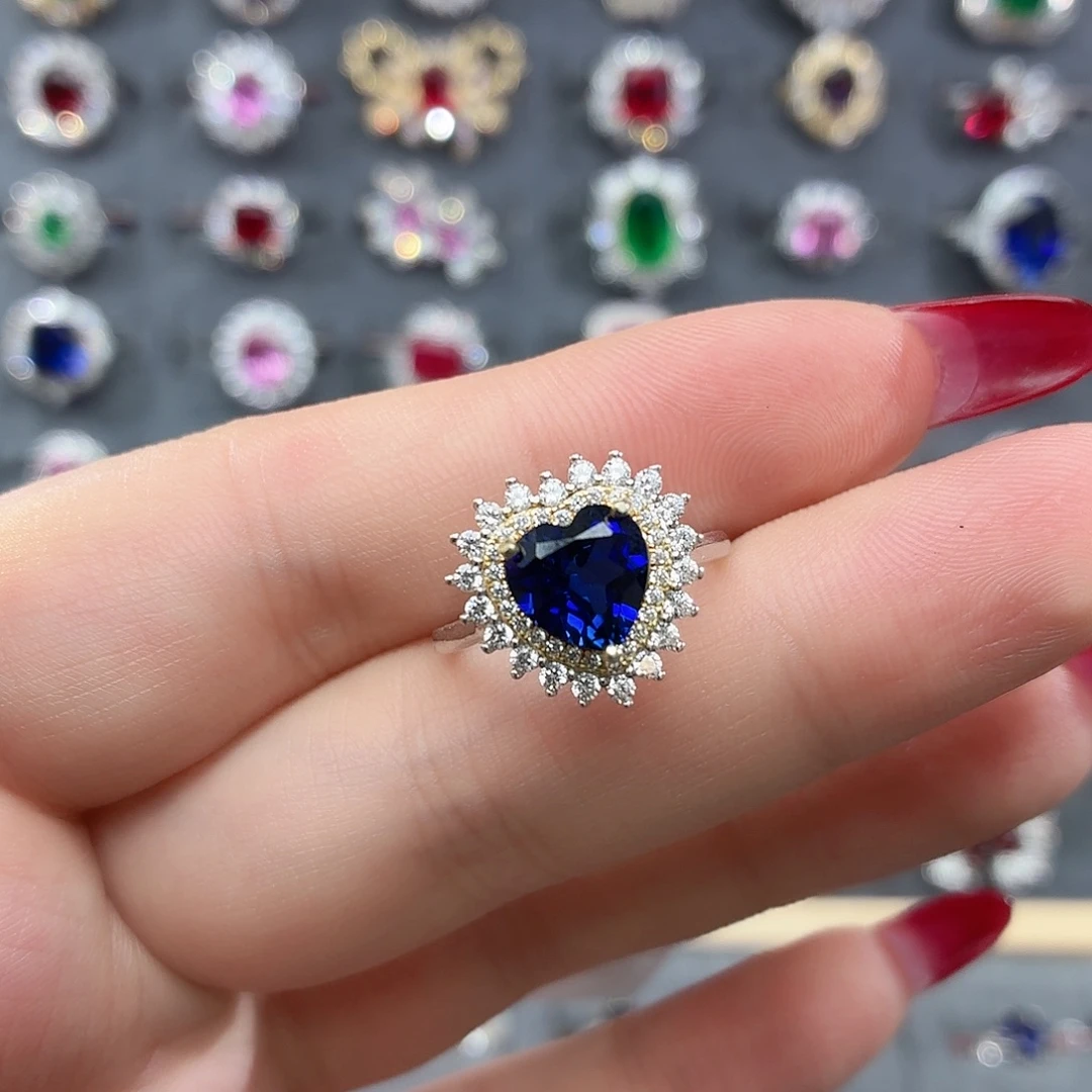 925银培育皇家蓝色宝石