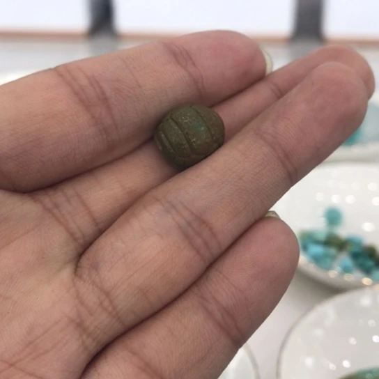 未镶嵌绿松石珠宝奇石