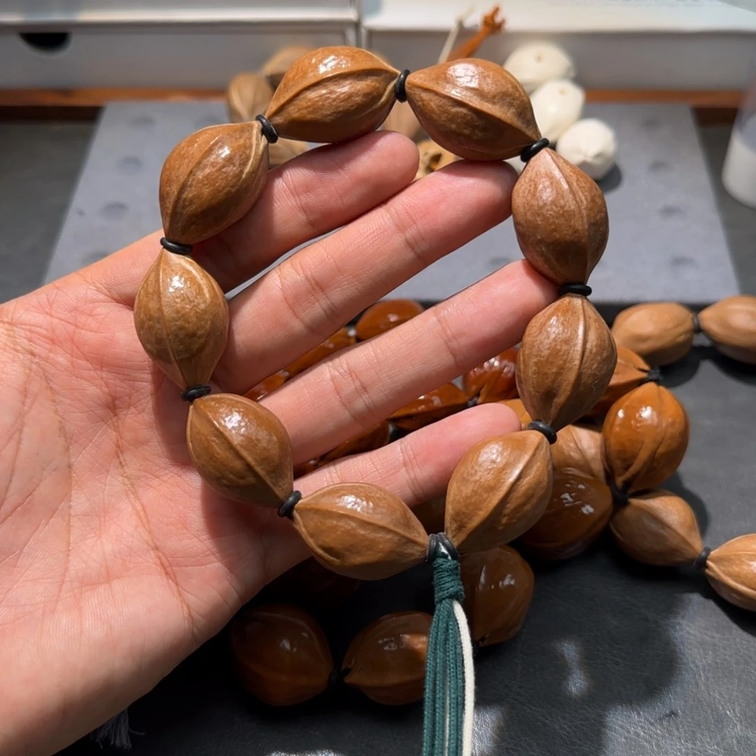 橄榄核手串坦*1.9✖️3.1精品，红绳