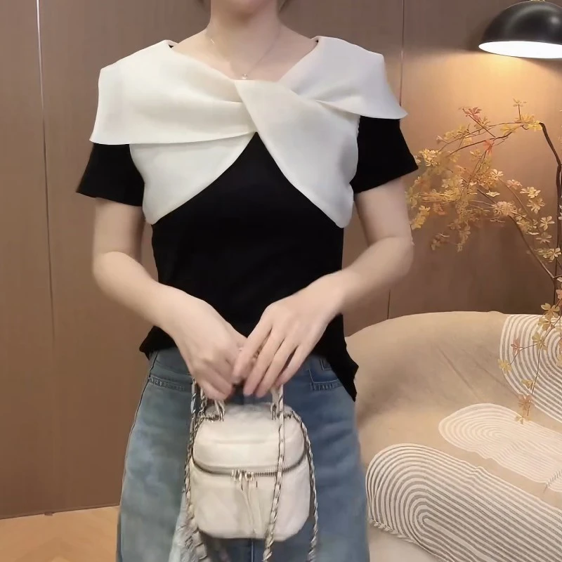 法式洋气交叉领短袖T恤女2025年夏季新品设计感小众时尚短款上衣