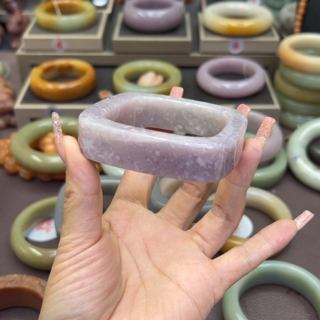 石英质玉手镯未镶嵌兰**伽