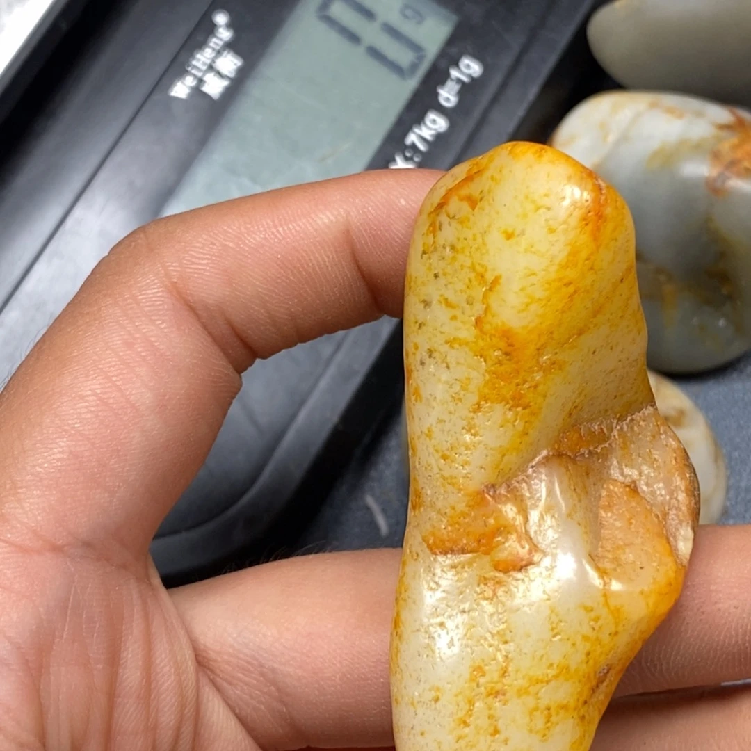 和田玉（糖玉）未镶嵌挂件