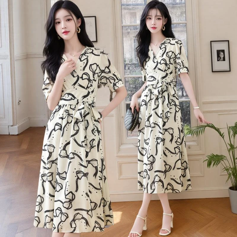 感洋气蝴蝶结印花连衣裙子女夏季新款气质减龄收腰绑带A字裙