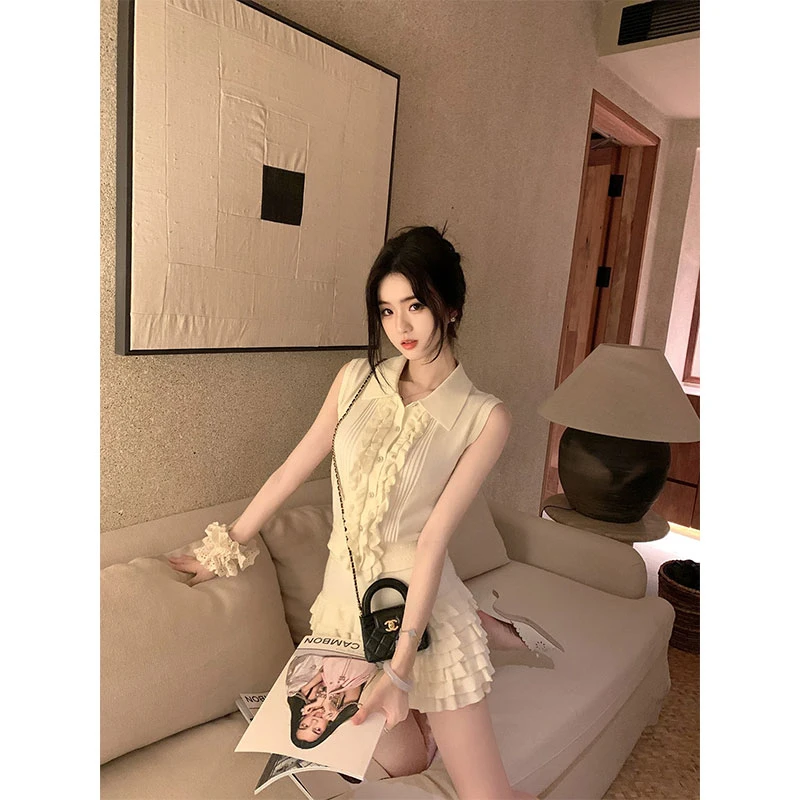 2025年夏季新款ins法式抽褶木耳边针织无袖翻领上衣配高腰半身裙