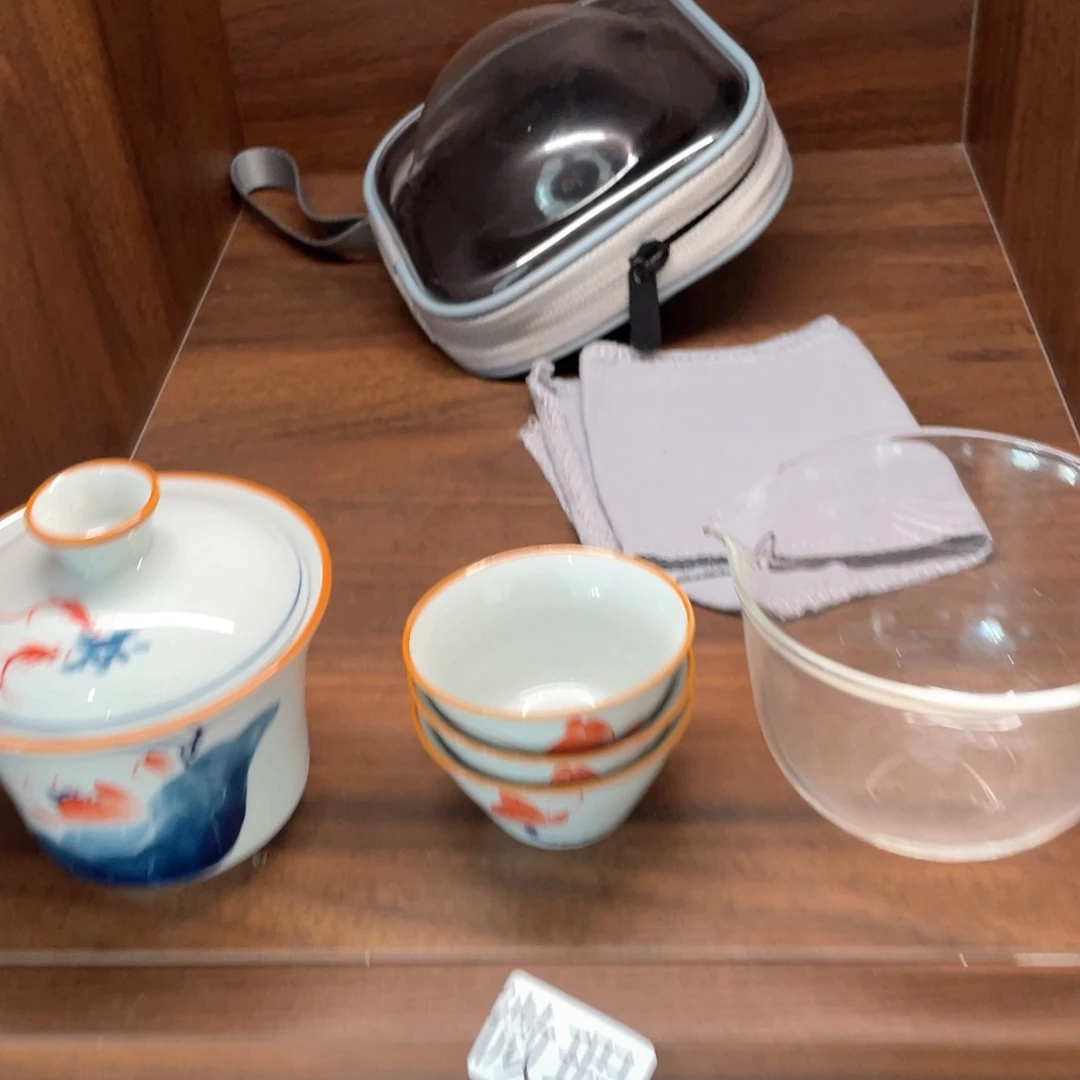 釉下彩纯手绘有瑕