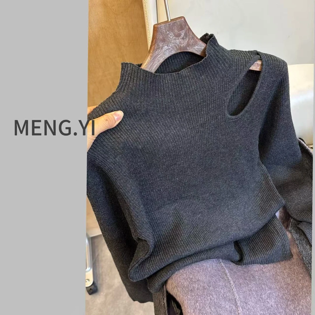 MENG.YI镂空半领加厚显瘦打底衫 5331