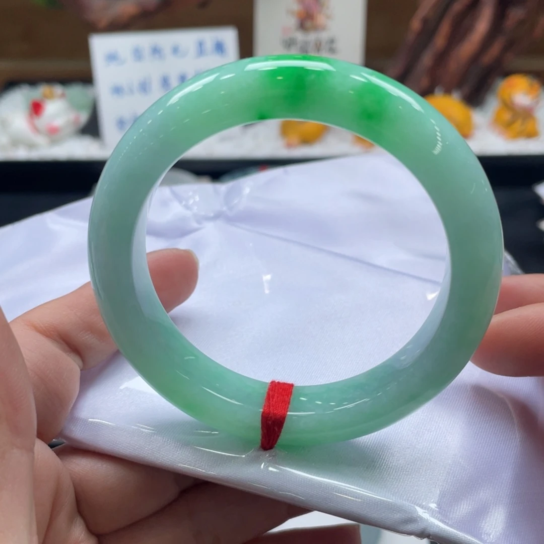 翡翠手镯未镶嵌80号