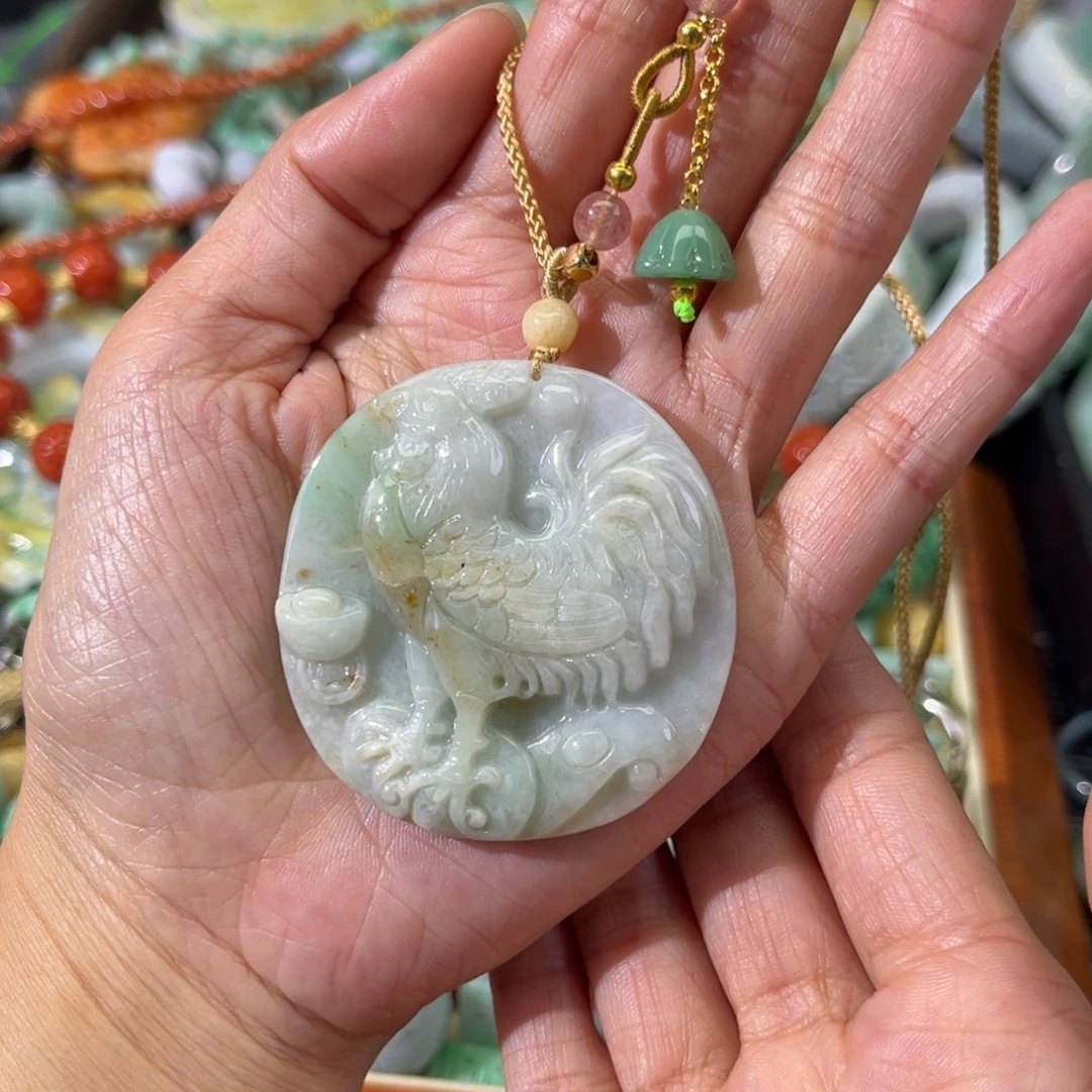 翡翠颈饰未镶嵌待编款