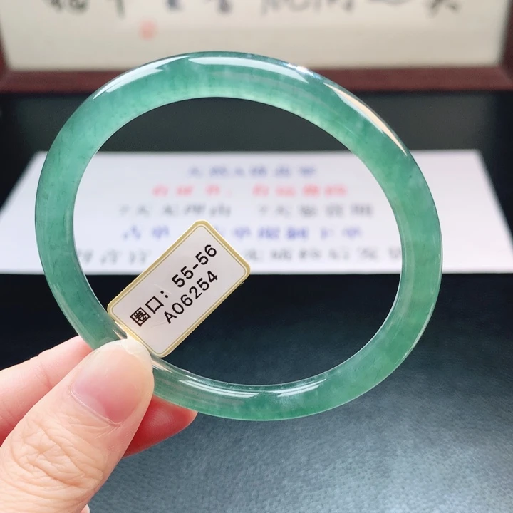 翡翠未镶嵌手镯翡翠手镯122