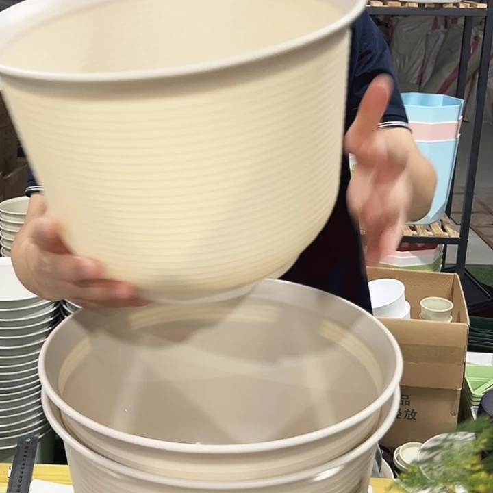 瑕疵矮陶口30高21米色无托3只