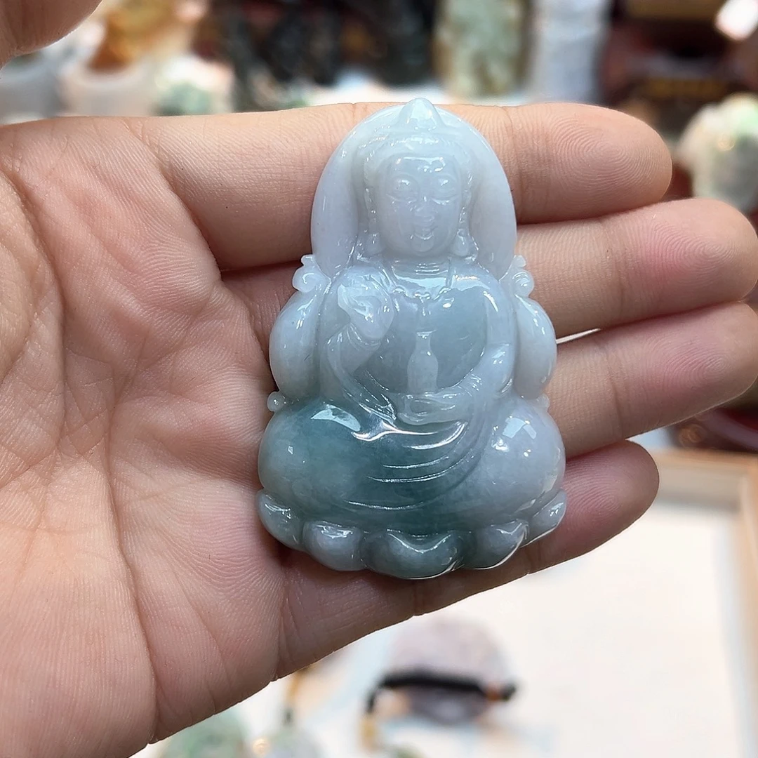 翡翠未镶嵌颈饰挂件