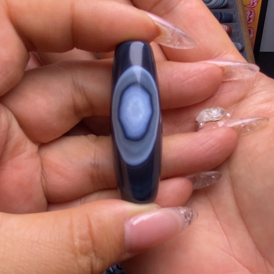 玛瑙/玉髓珠宝半成品未镶嵌辛*。