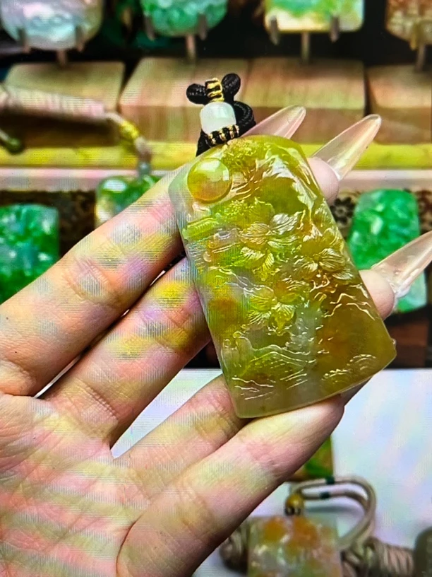 翡翠A货 一物一证 基地发货 支持全国复检