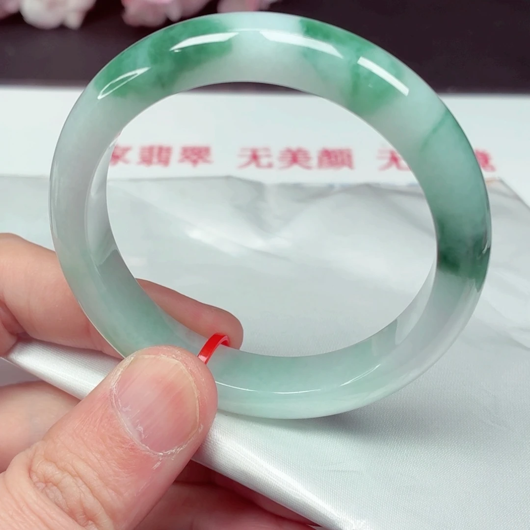 翡翠未镶嵌手镯55圈