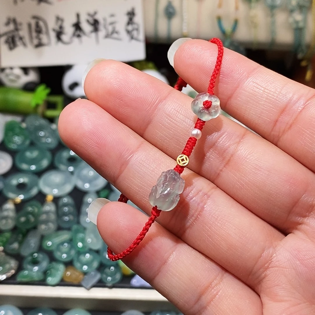 翡翠未镶嵌颈饰冰种貔貅小花红绳15