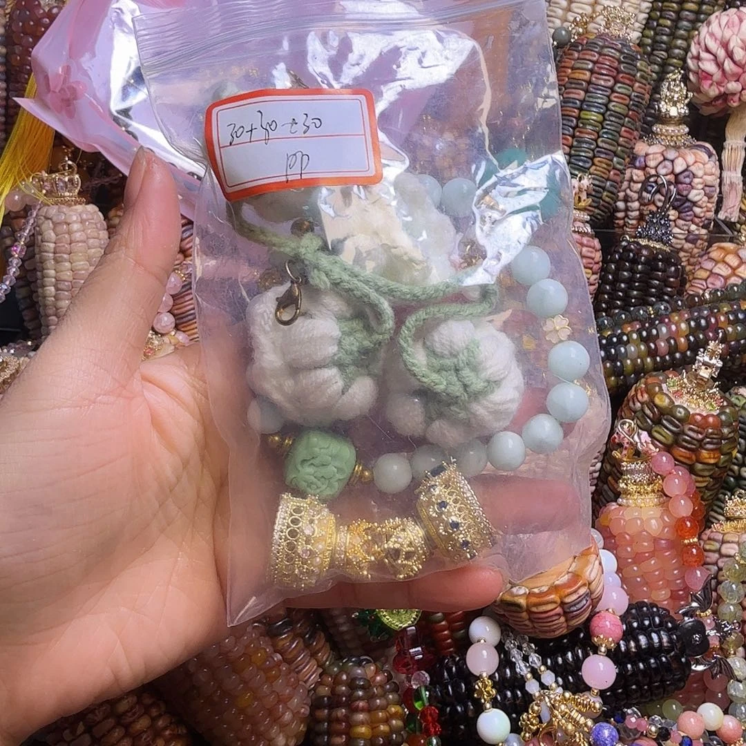 P***P亚克力合金链子花托。。