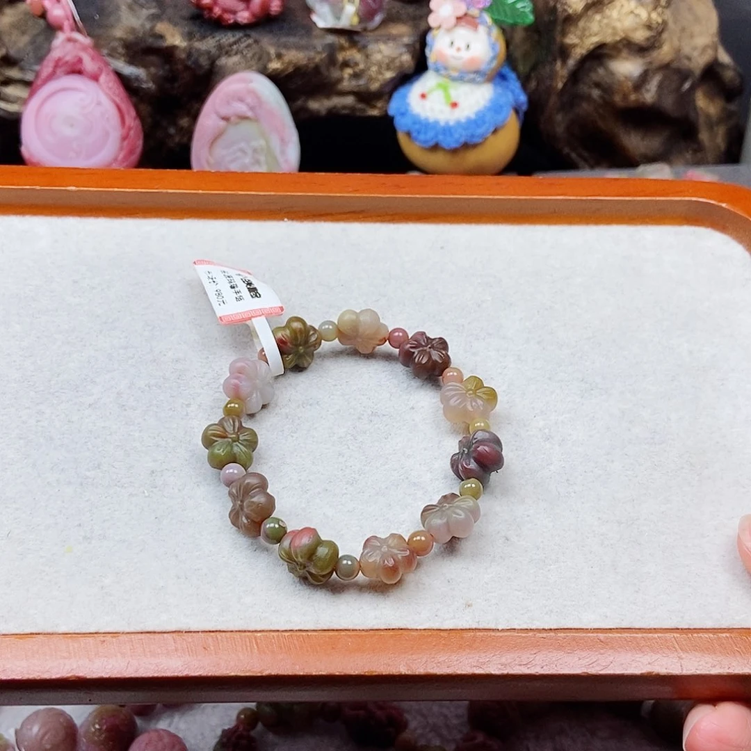 未镶嵌石英质玉（盐源）珠宝半成品