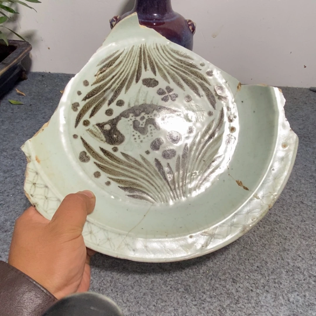 王***龙陶摆件陶瓷工艺美术精品展览