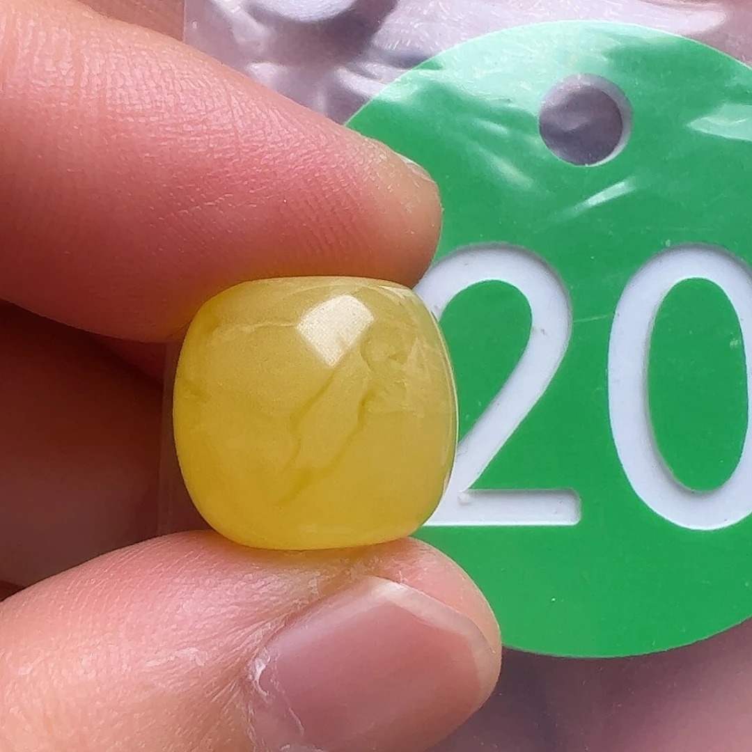 未镶嵌蜜蜡裸石花粉13m m