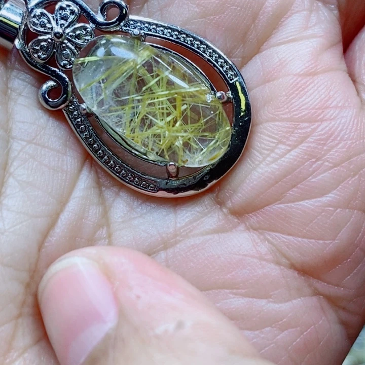 未镶嵌颈饰水晶水晶