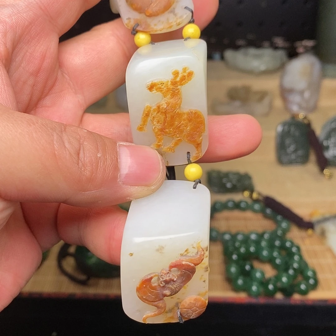 和田玉颈饰未镶嵌