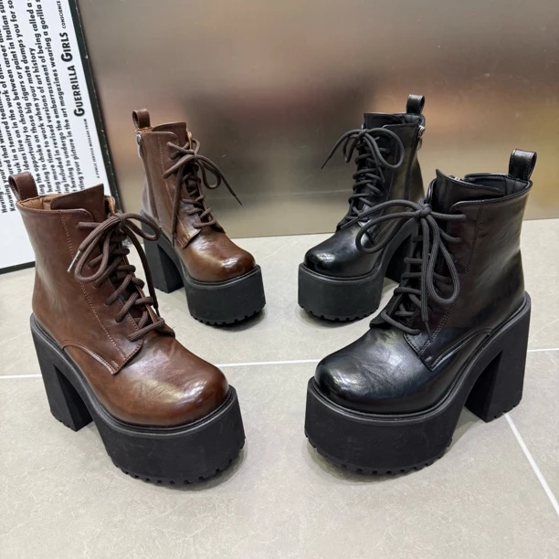 富958-1新款厚底防水台粗跟系带款秋冬加绒时尚短靴跟高12公分