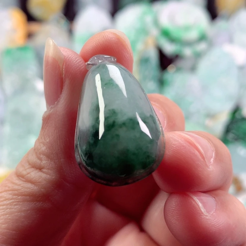 【闪购商品】翡翠吊坠(不含链)未镶嵌