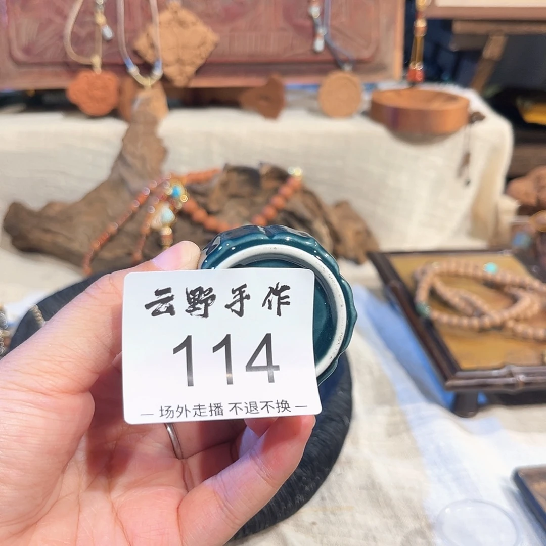 请****哈哈哈哈哈哈哈哈哈
