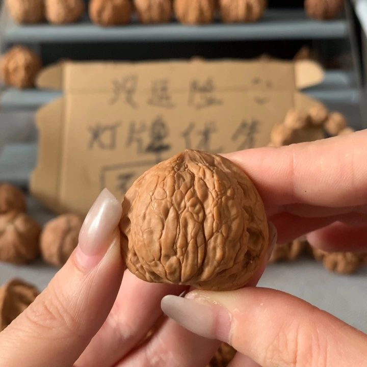 吾***歌文玩核桃吊坠异形单只