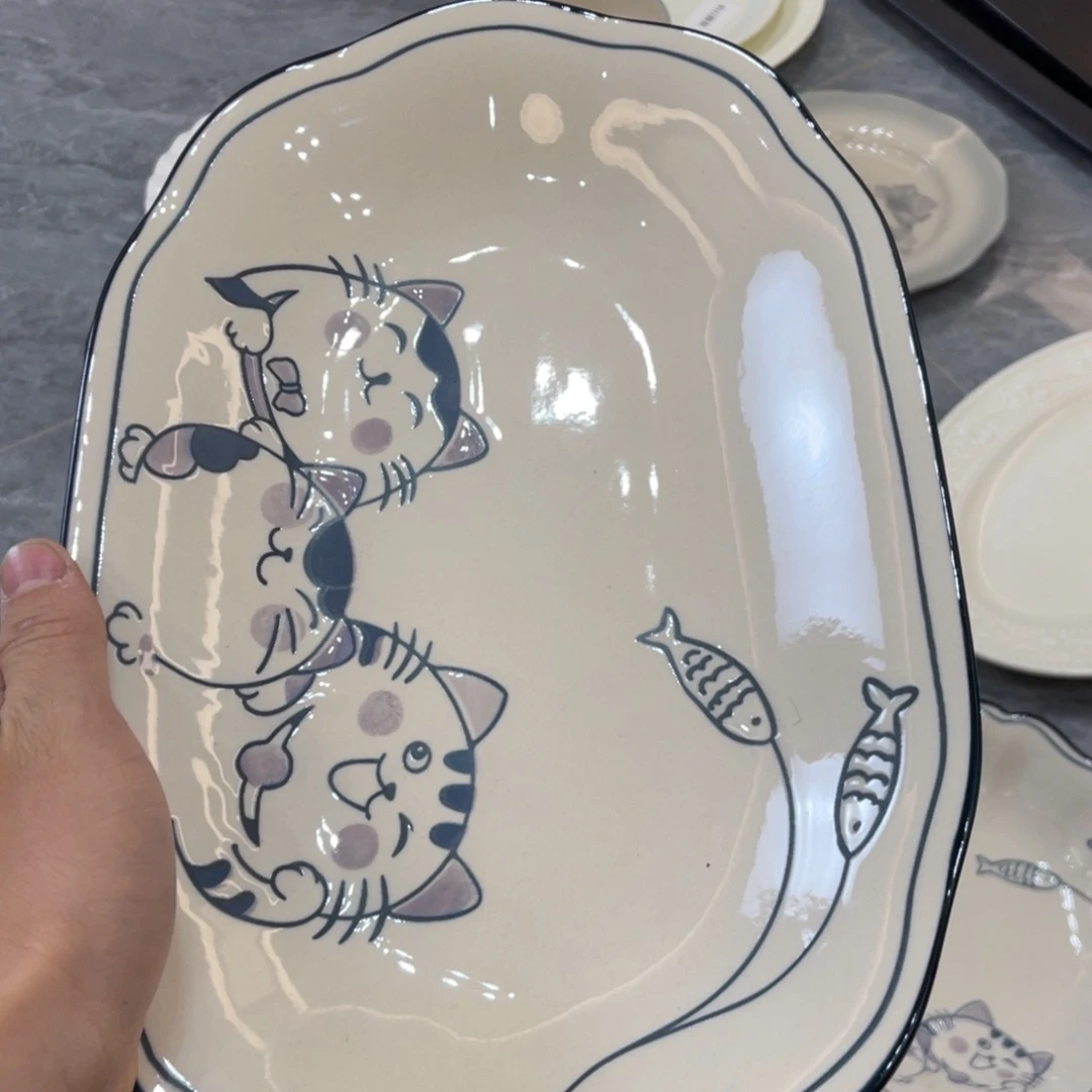 陶瓷微瑕餐具介意勿拍，满18飞！