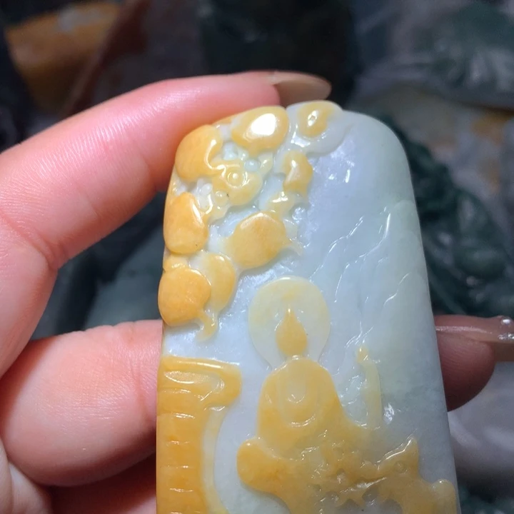 翡翠未镶嵌颈饰保真天然A货翡翠