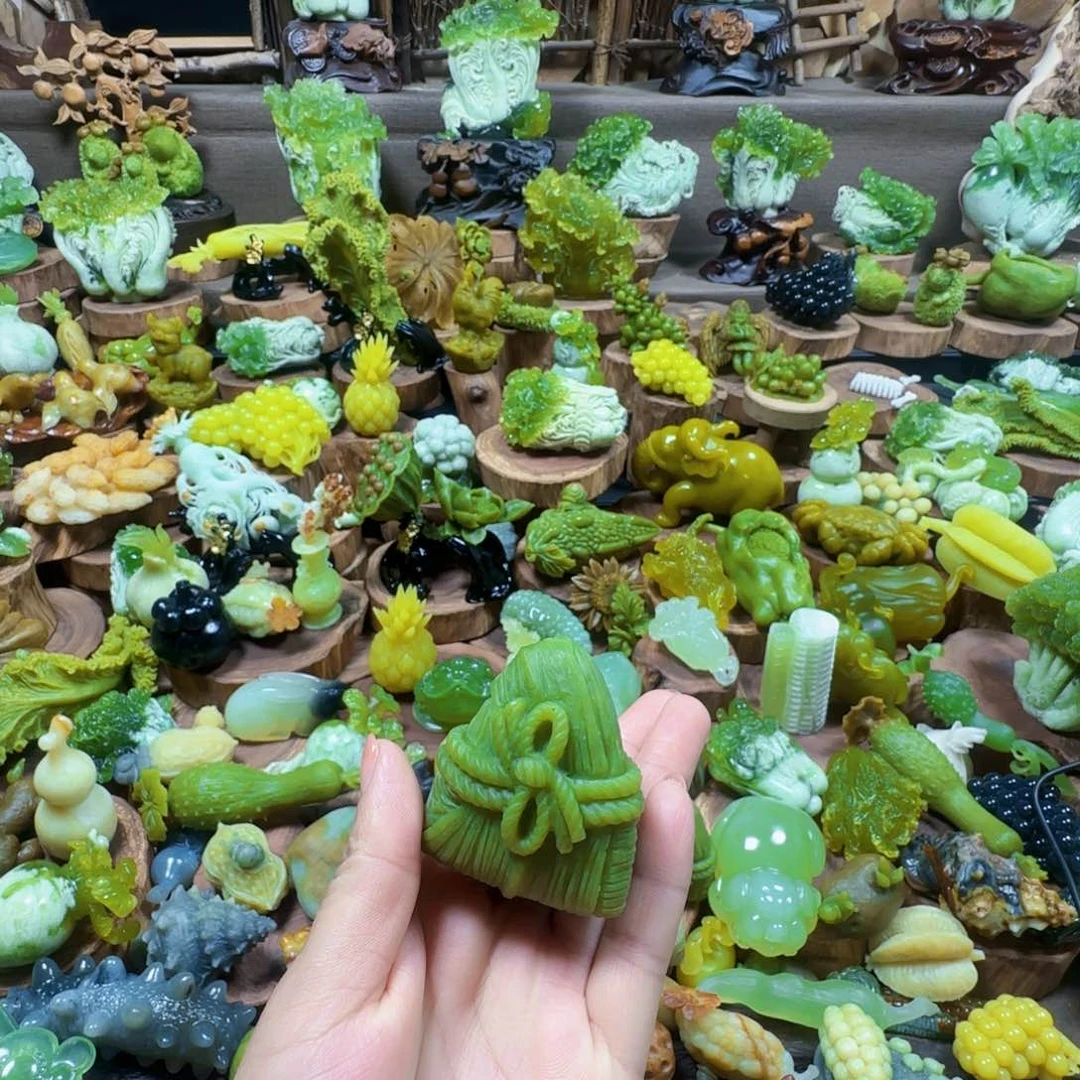蛇纹石玉未镶嵌把件
