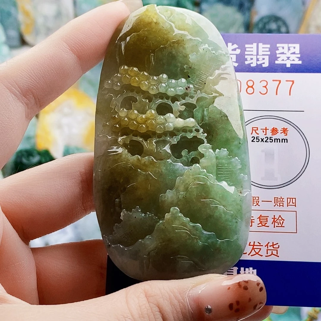 吊坠(不含链)未镶嵌翡翠