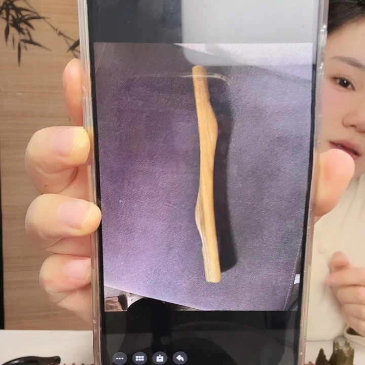 绿檀木003擀筋棒瑕疵