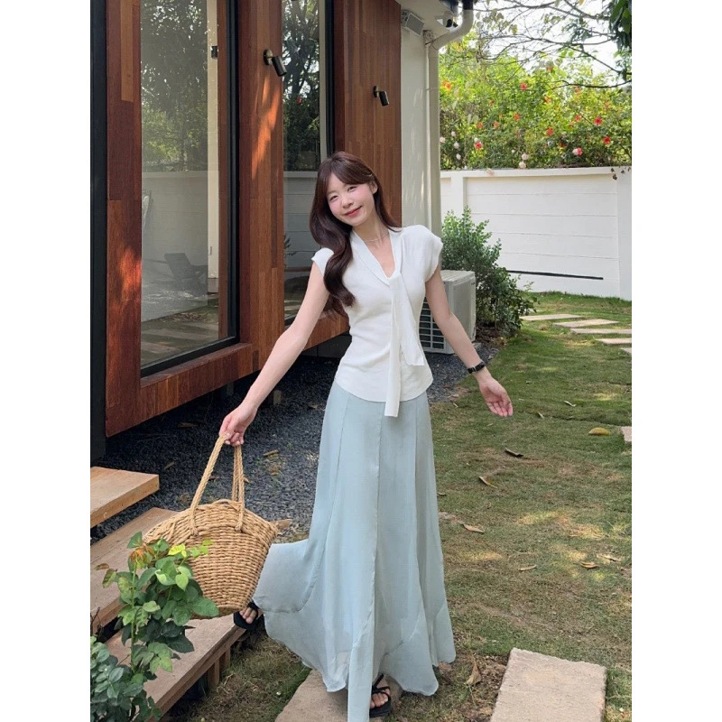 法式时尚套装女设计感显瘦纯色上衣2025夏季新款荷叶边甜美半身裙