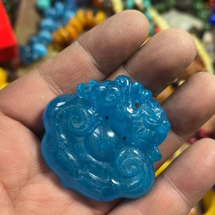 未镶嵌和田玉（糖玉）挂件